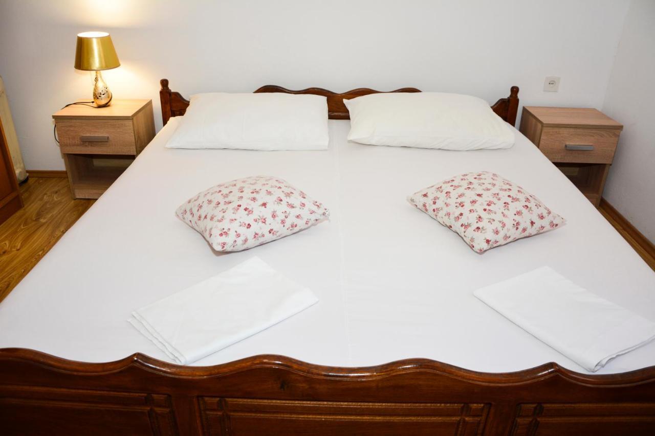 Apartment Ivana Сень Екстер'єр фото