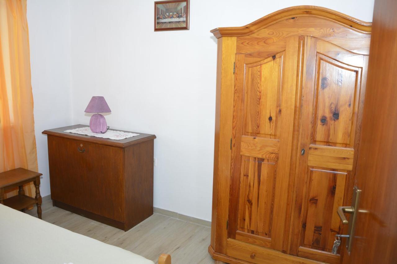 Apartment Ivana Сень Екстер'єр фото